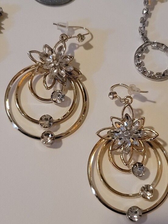 Jewelry - Sparkly Set Of 3 Earrings / Floral & Rhinestone